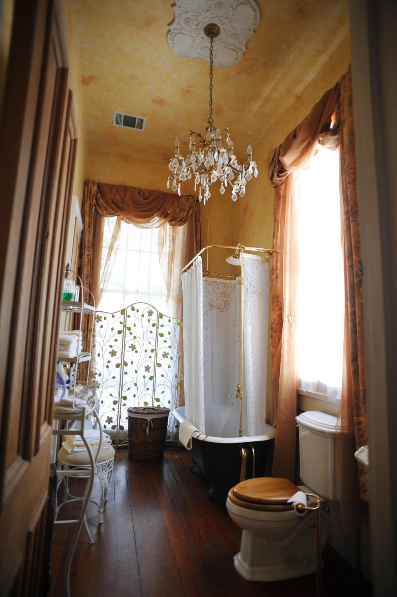 Hh Whitney House - A Bed & Breakfast On The Historic Esplanade New Orleans Exterior photo